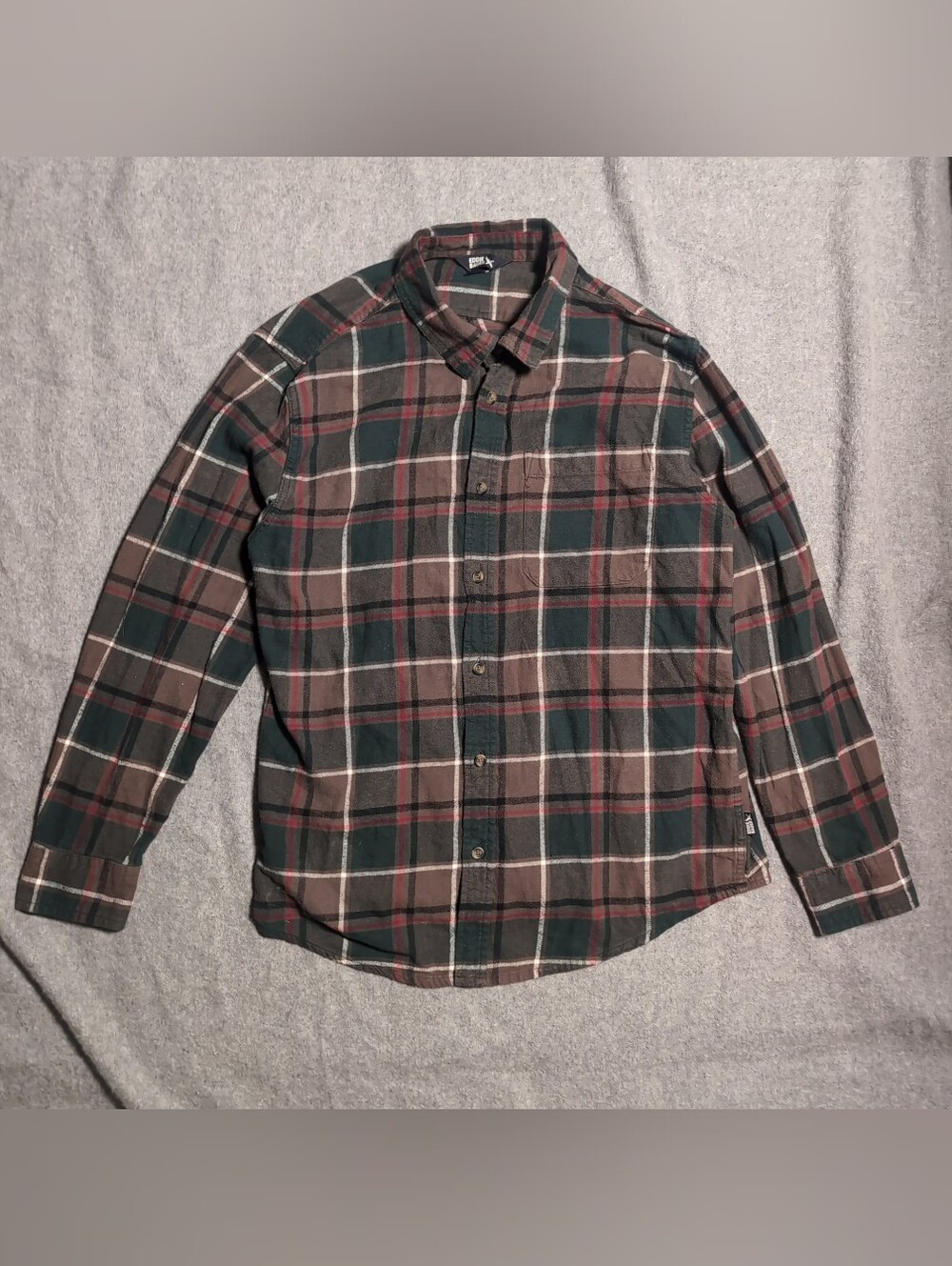 Eddie Bauer Dark Green, Brown & Red Plaid Button-Down Shirt Size Large